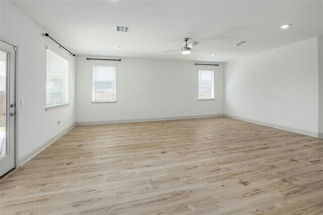 Building Photo - 16808 Ponte Cv