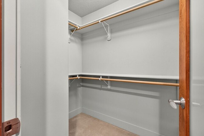 Building Photo - 2105 N 33rd St