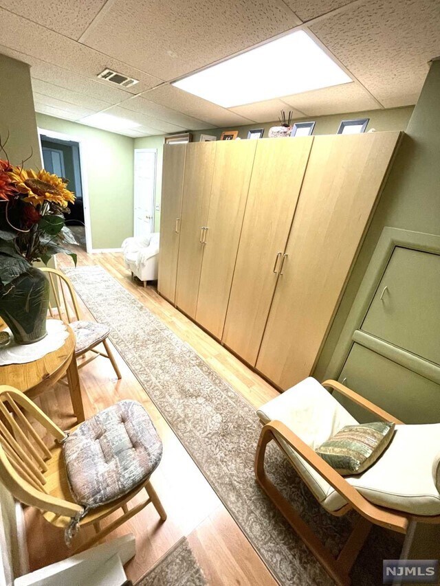 Building Photo - 10 Maitland Pl