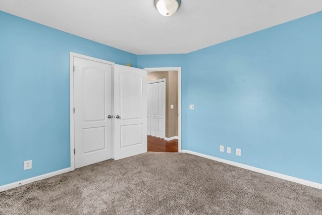 Building Photo - 2856 Sharpie Dr