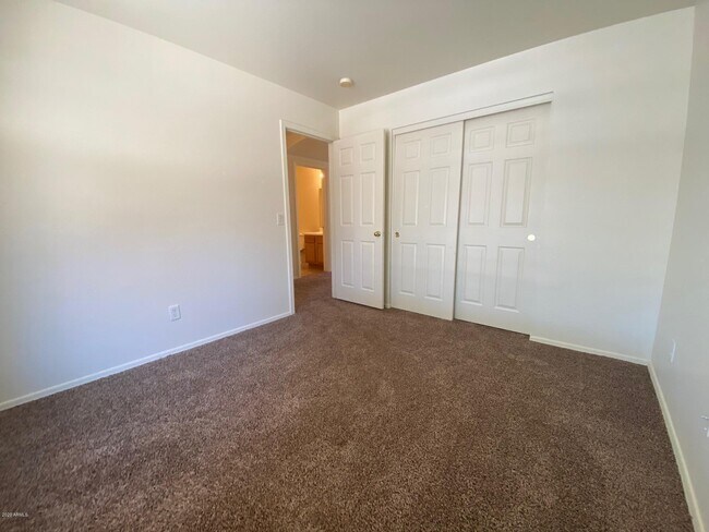 Building Photo - 12360 W Heatherbrae Dr