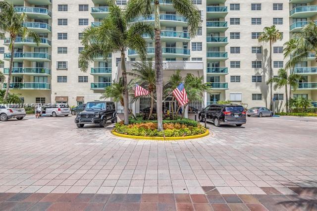 Building Photo - 19390 Collins Ave