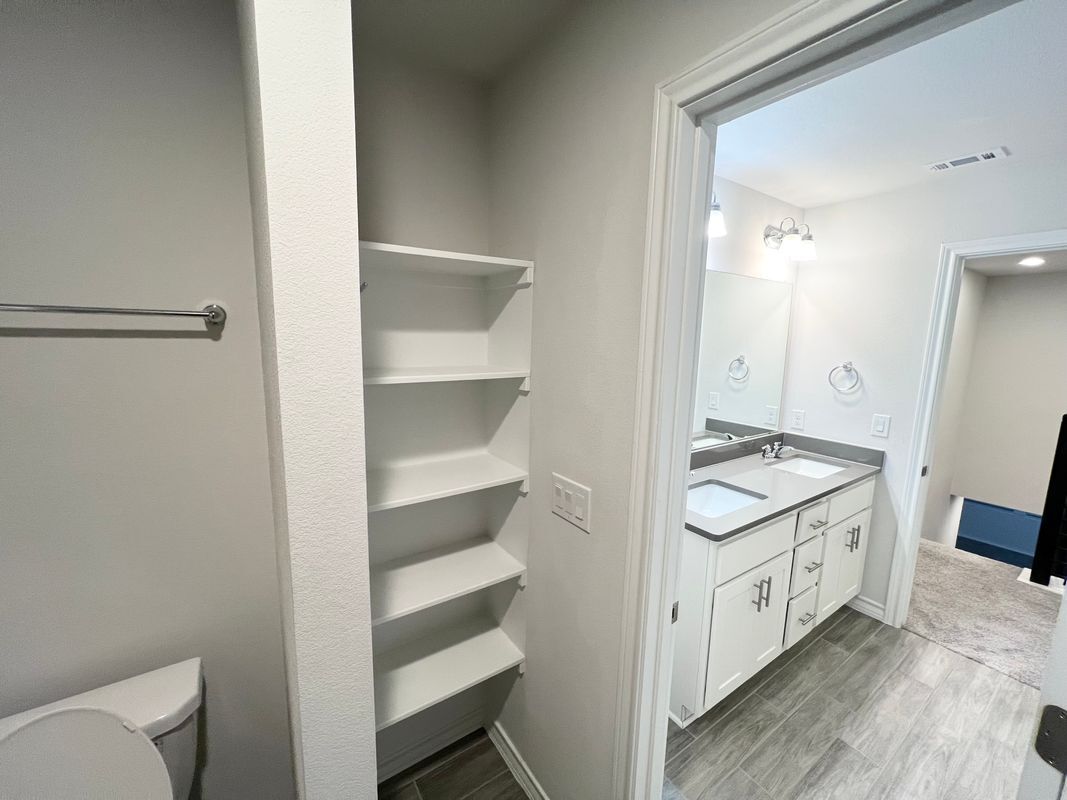 Building Photo - 116 Limonite Ln