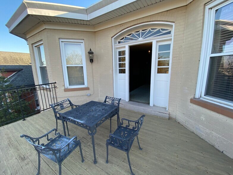 Building Photo - 1231 Bardstown Rd