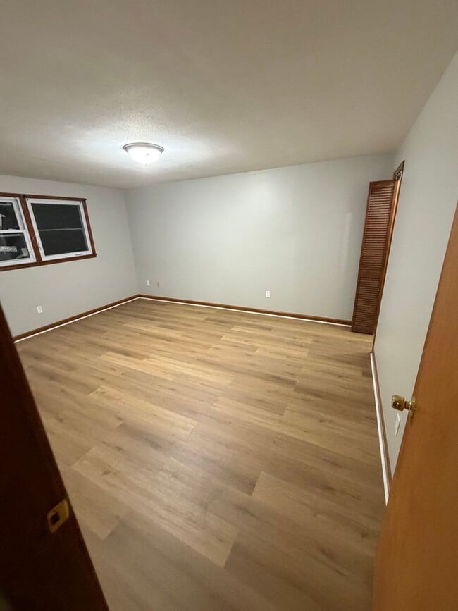 Building Photo - 58 Marconi Ave