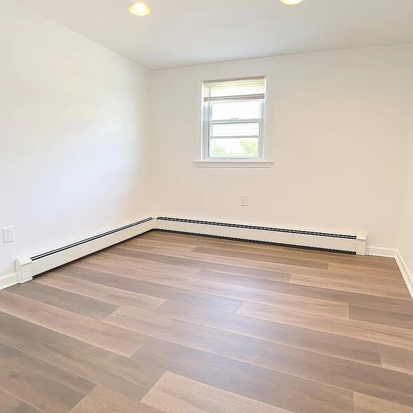 Building Photo - 209 Minna Ave