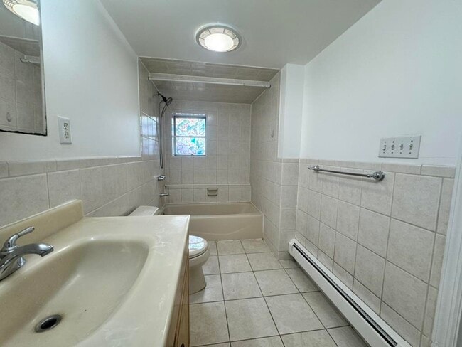 Building Photo - 80 Sherman Pl