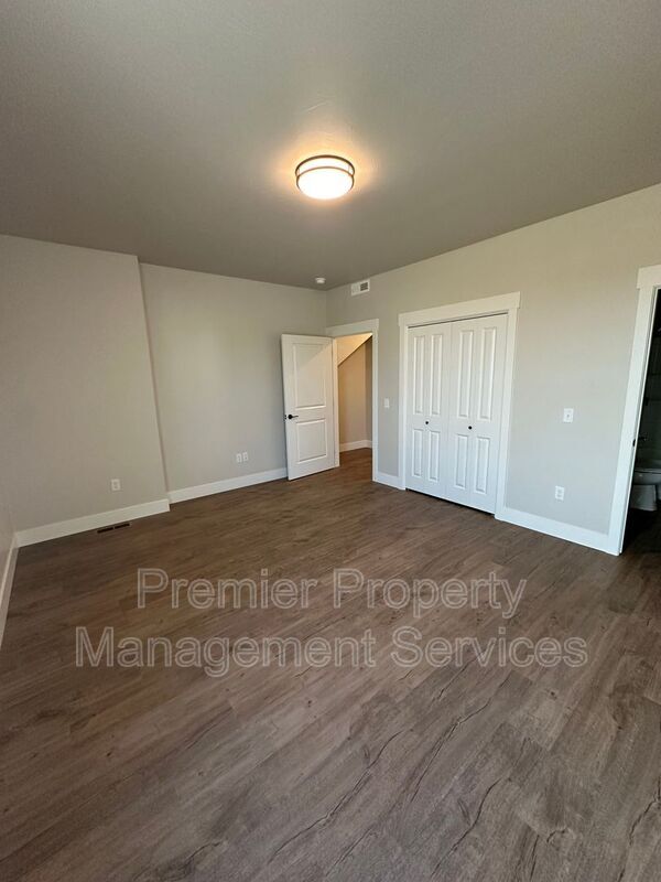 Building Photo - 6023 Elysian Rd