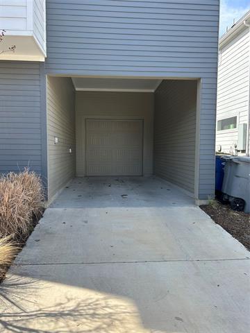 Building Photo - 1293 Clifftop Ln