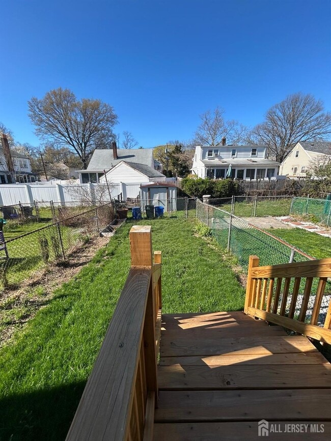 Building Photo - 35 Victory Ct