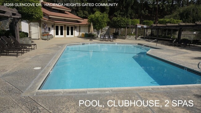 Building Photo - 16268 Glencove Dr
