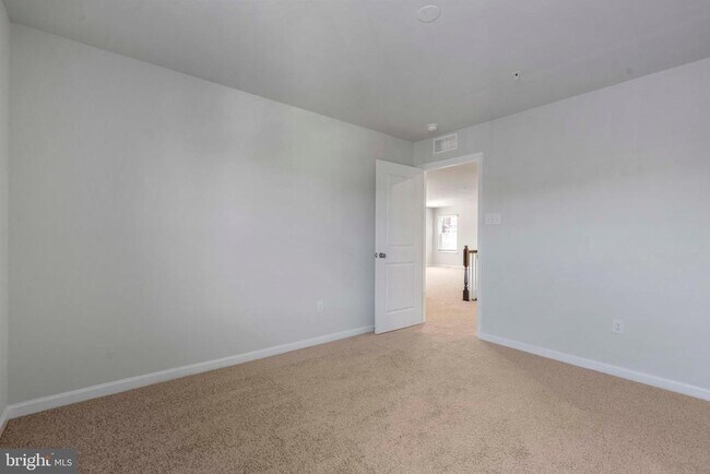 Building Photo - 5713 Haller Pl