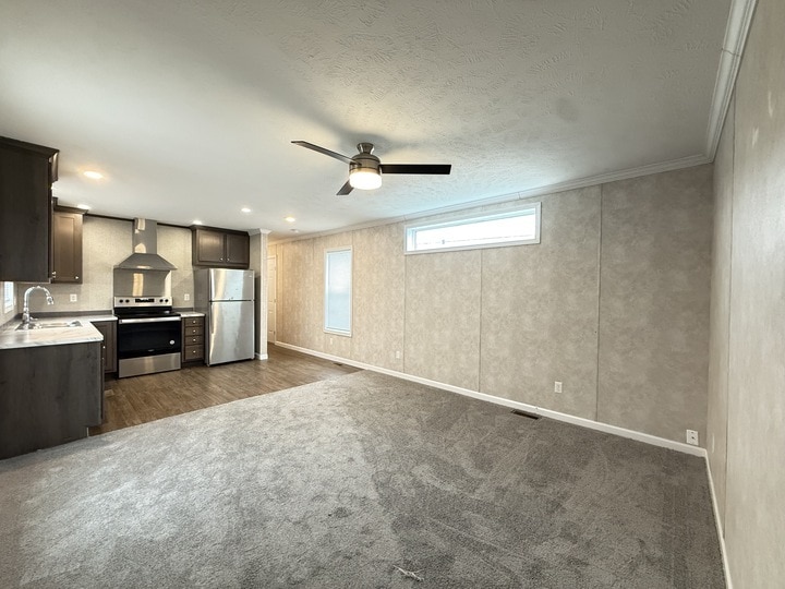 Building Photo - 10610 State Rte 762