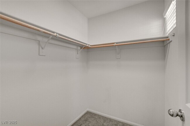 Building Photo - 1360 Cerulean Ave