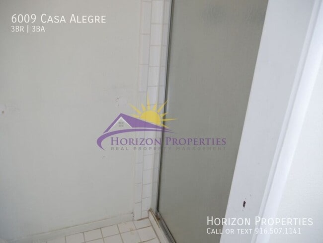 Building Photo - 6009 Casa Alegre