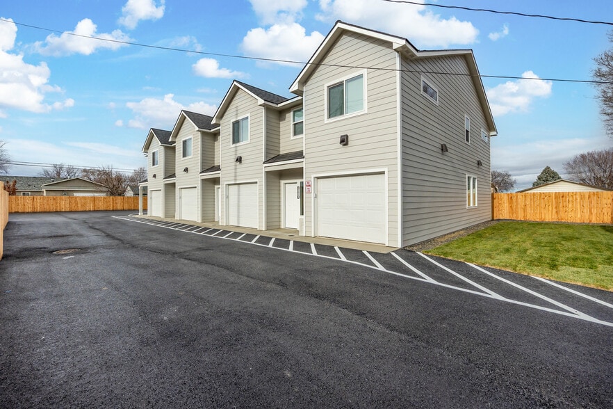 Building Photo - 20 S Volland St