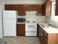 Building Photo - 255 Waterford Ln