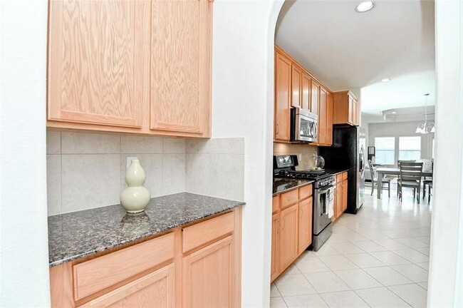 Building Photo - 510 Stream Mill Ln