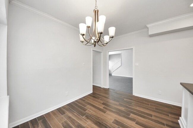 Building Photo - 5310 Oak Cove Dr