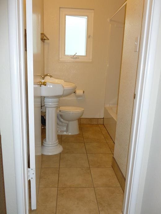 Building Photo - 437 Central Ct