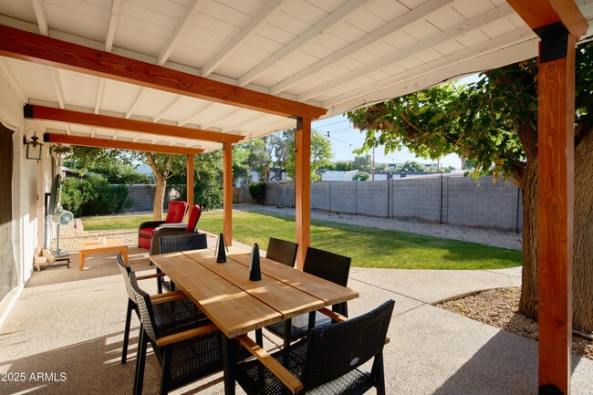 Building Photo - 4226 N 84th Pl