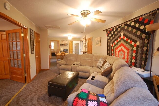 Building Photo - AirBnB 216th Drive