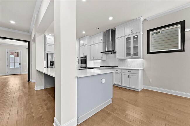 Building Photo - 3475 Benedict Pl