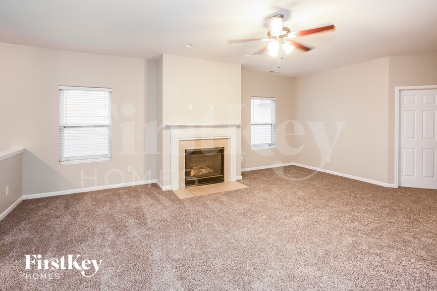 Building Photo - 3011 Sweetspire Rd