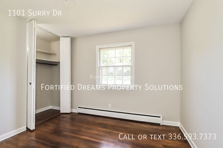 Building Photo - 1101 Surry Dr
