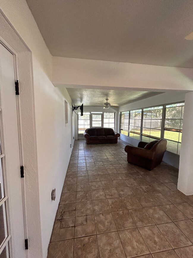 Building Photo - Ready for immediate occupancy!