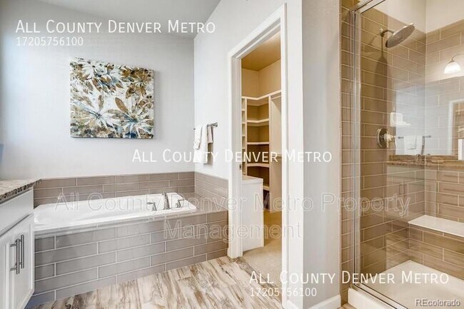 Building Photo - 11908 N Meade Ct