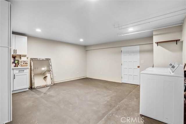 Building Photo - 7900 Topanga Canyon Blvd