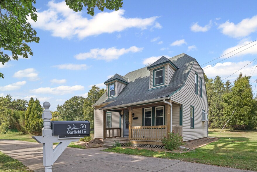 Primary Photo - 50 Garfield Ln