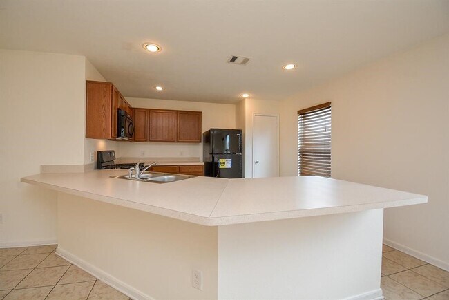 Building Photo - 19441 Archer Glen Dr