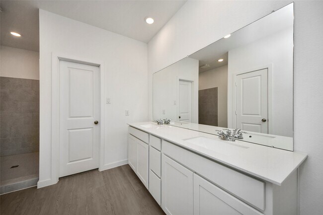 Building Photo - 26418 Virginia Wild Rye Ln