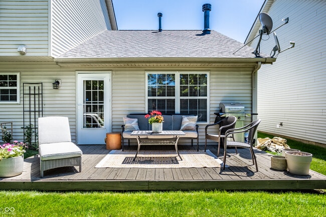 Building Photo - 14924 Oak Rd