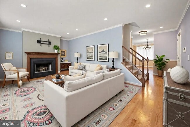 Building Photo - 8217 Township Dr