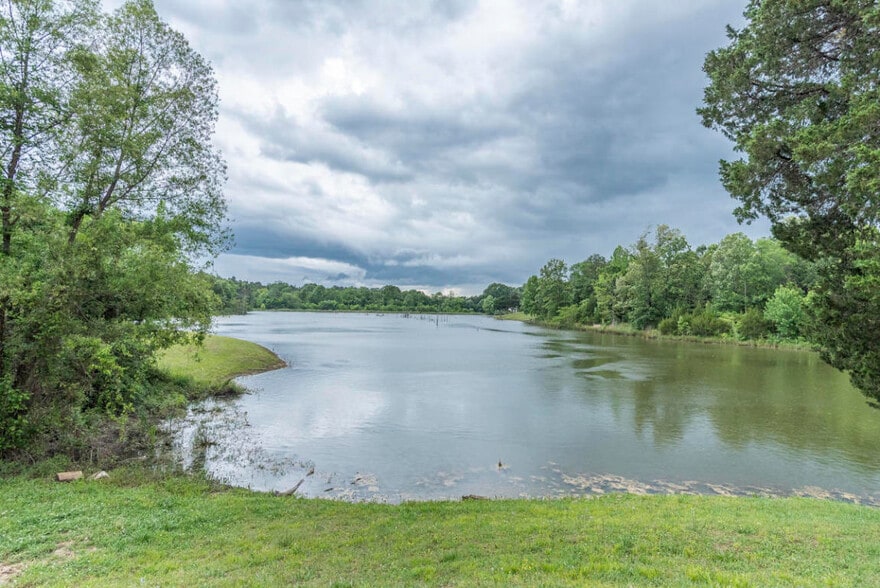 lake view - 314 Indian Pointe Dr