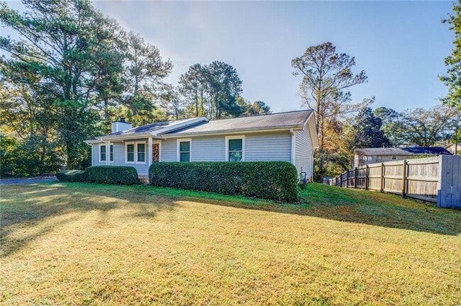 Building Photo - 905 Rambling Rose Ct NW