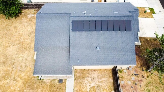 Building Photo - 5619 E Pitt Ave