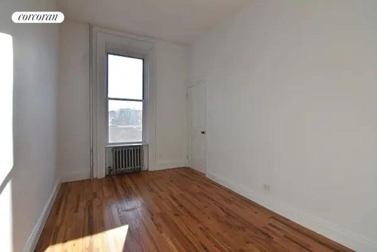 Building Photo - 368 Van Brunt St
