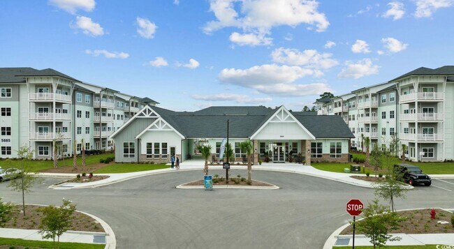 Building Photo - 5895 Arbor Isle Wy