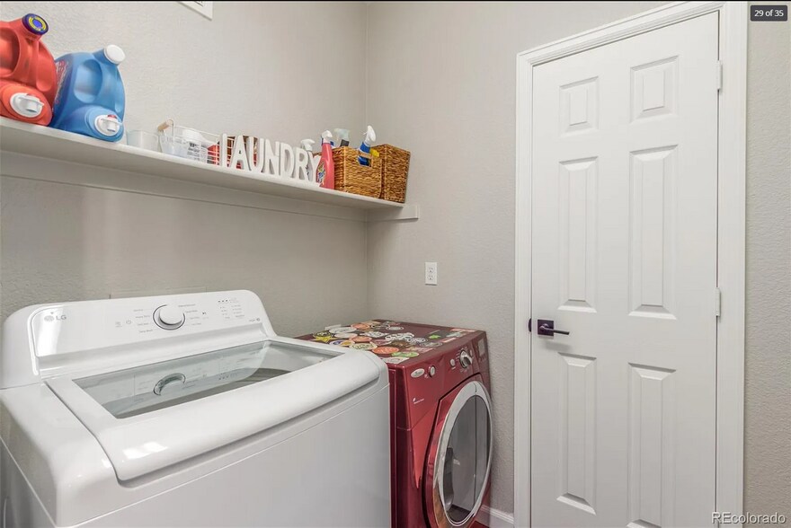 Building Photo - 6703 S Winnipeg Cir