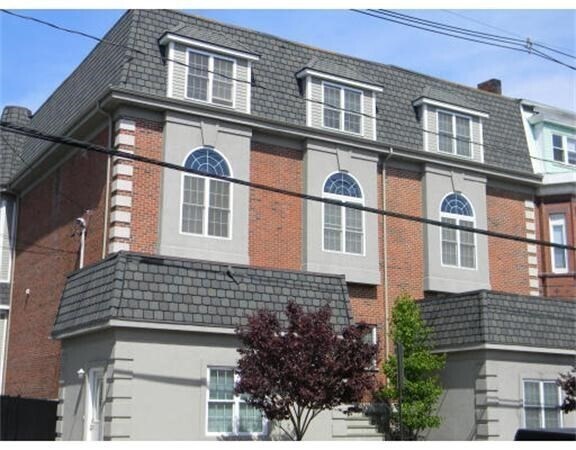 Building Photo - 195 Washington Ave