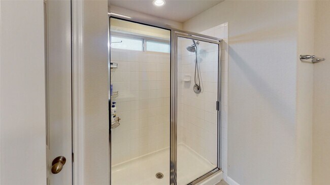 Building Photo - 29611 Nossers Ct
