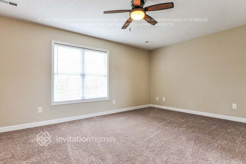 Building Photo - 176 Smithwood Dr