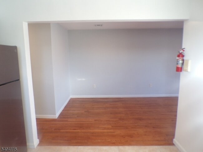 Building Photo - 439 S 11th St