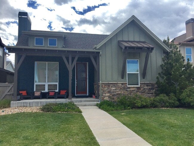 Primary Photo - Lovely and Light Open Concept Louisville H...