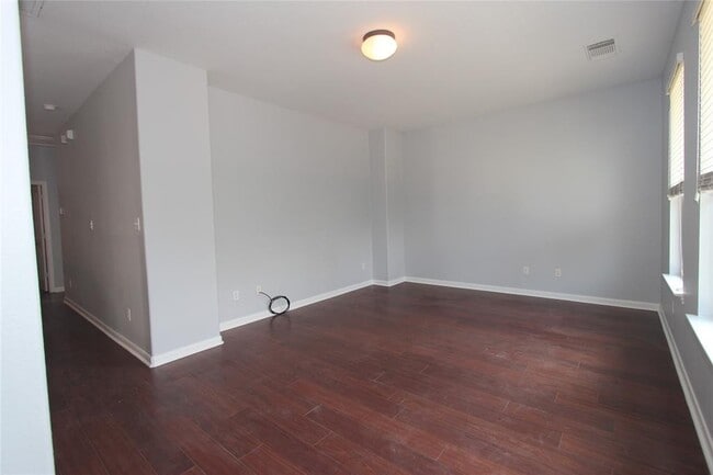 Building Photo - 12513 Capitol Saddlery Trail