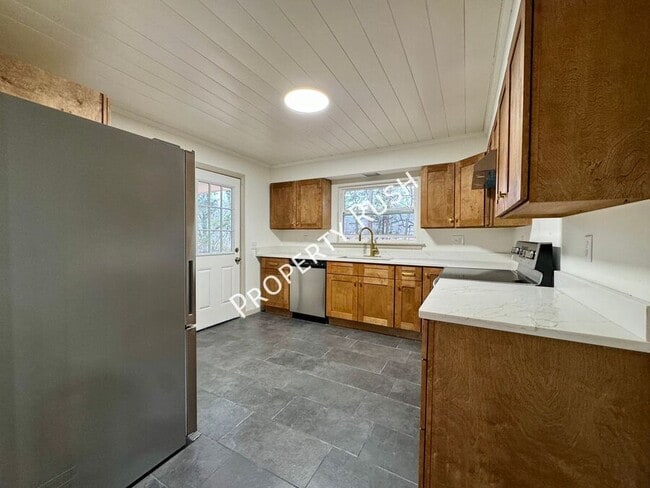 Building Photo - 3906 Forest Highland Cir